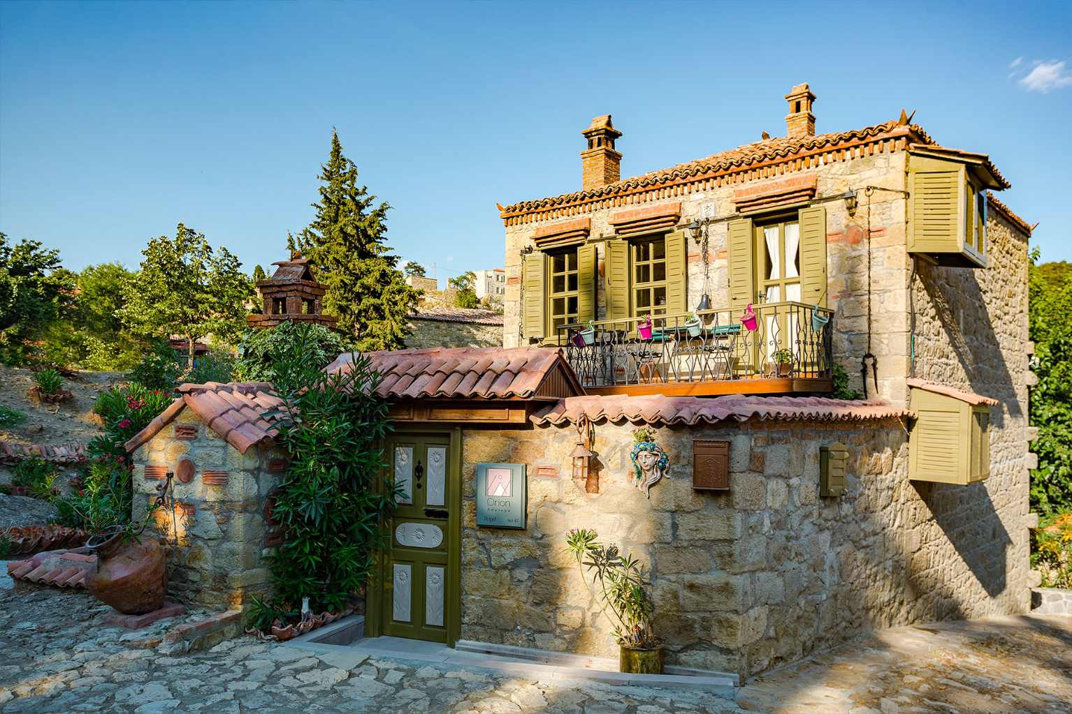 Rigel Taş Evi