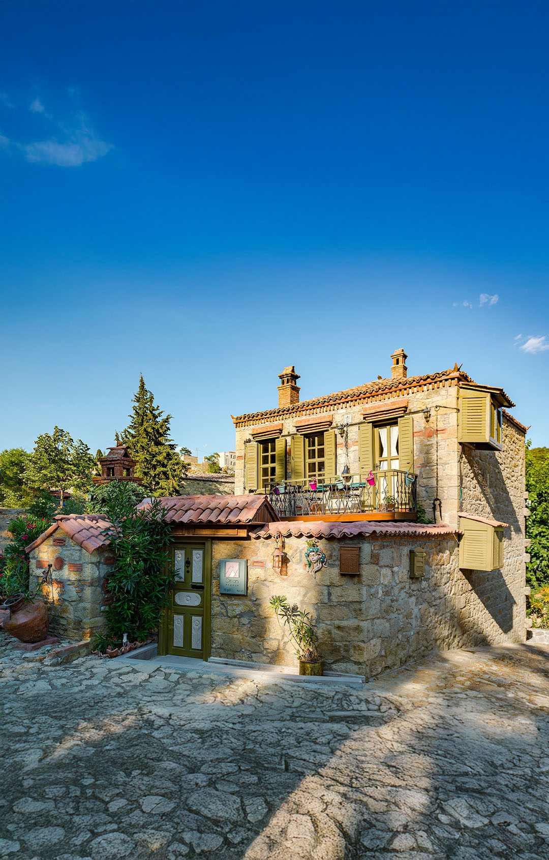 Rigel Taş Evi