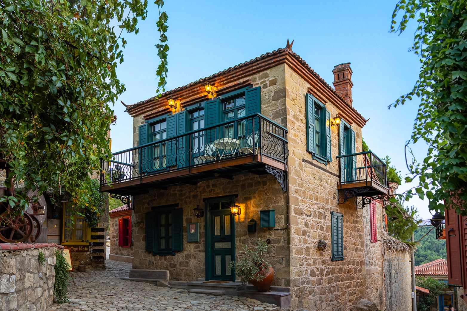 Saiph Taş Evi